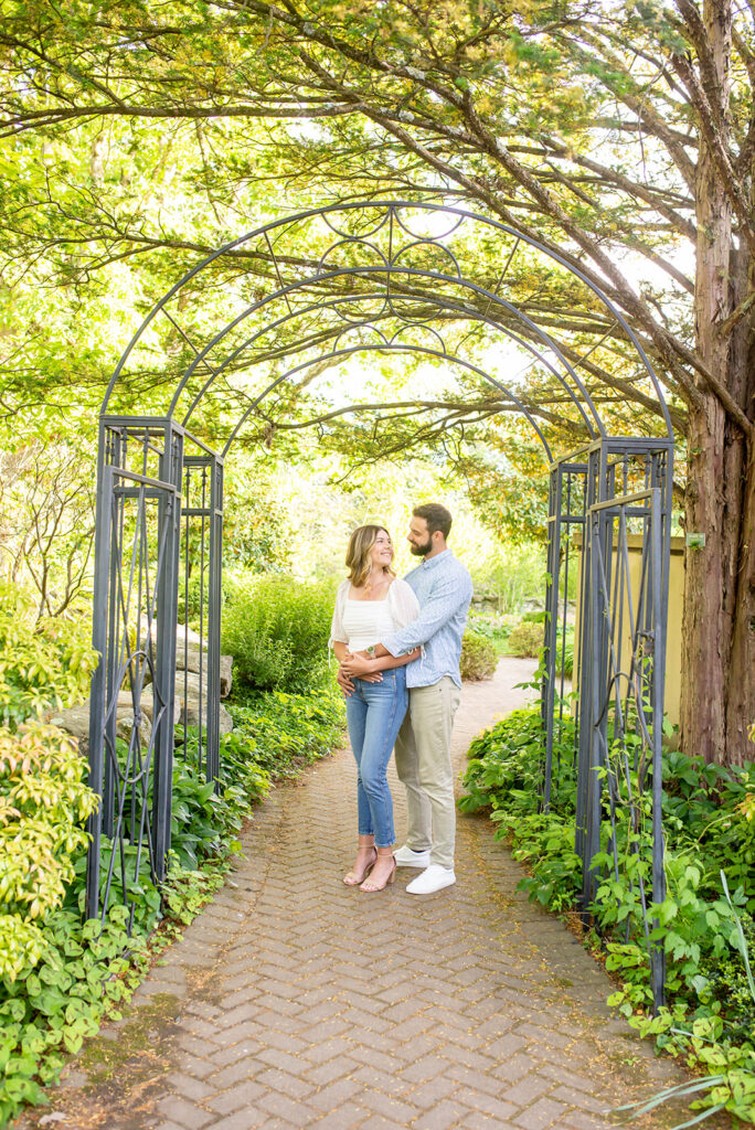 Cross Estate Gardens Engagement Photos