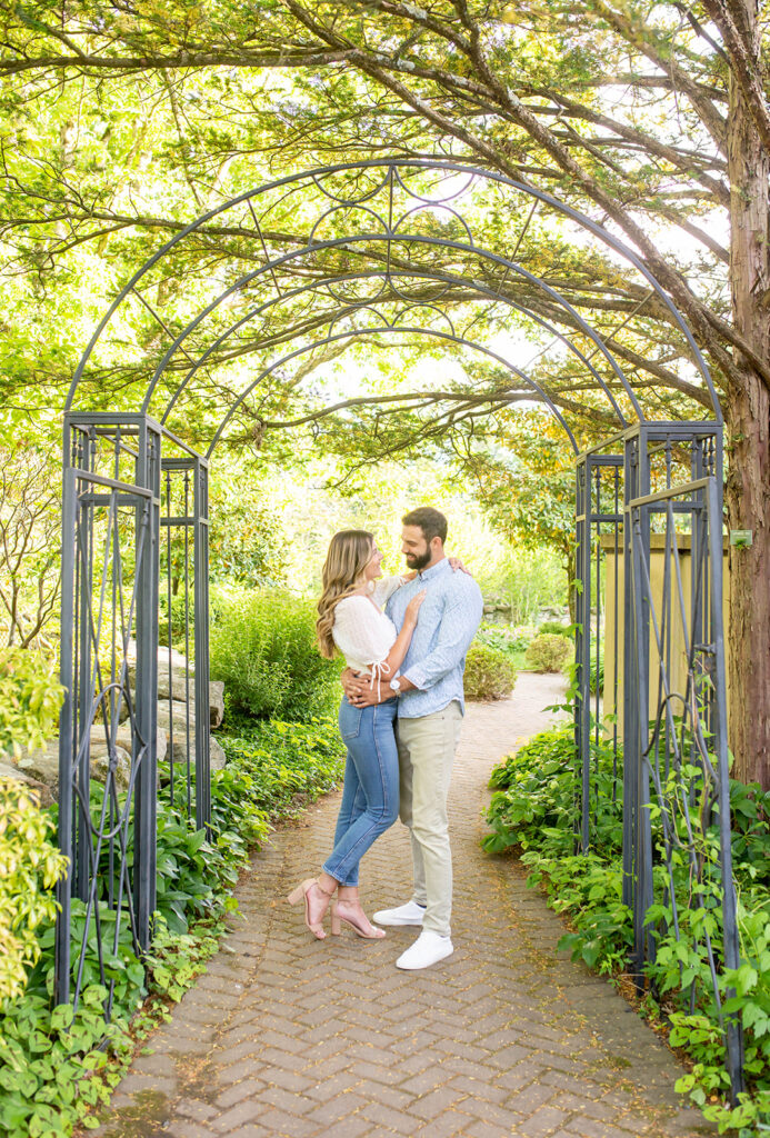 Cross Estate Gardens Engagement Photos