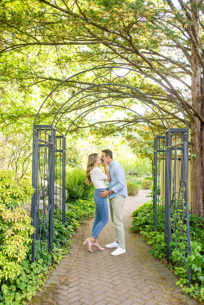 Cross Estate Gardens Engagement Photos