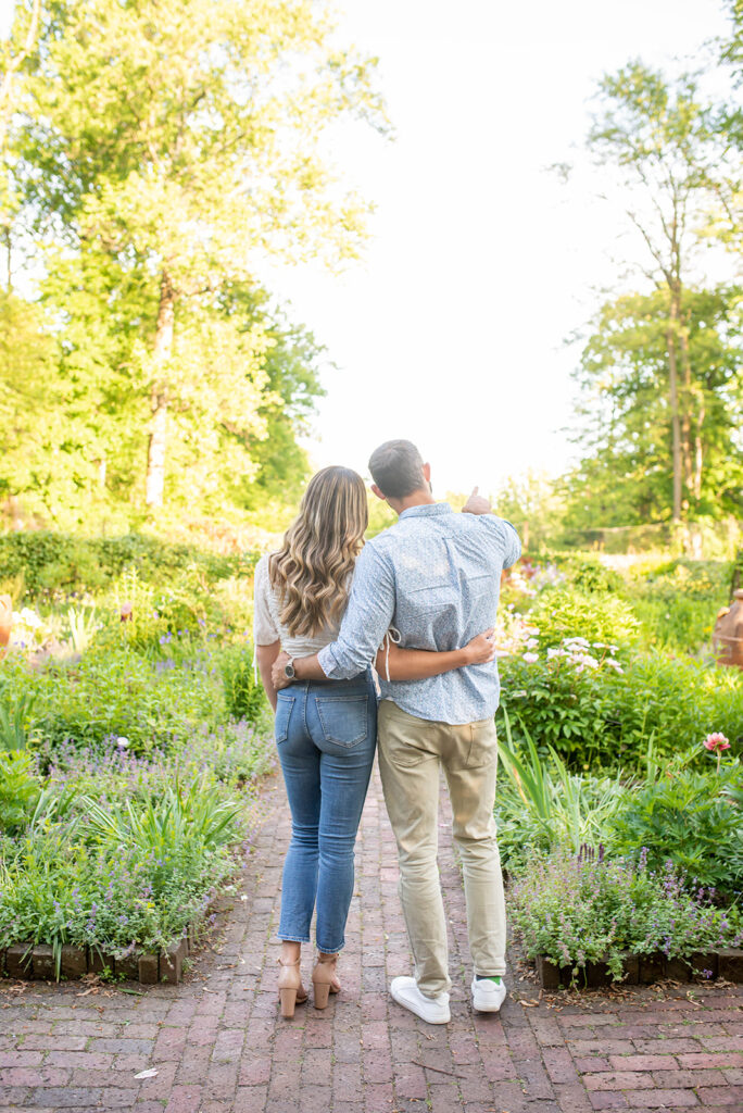 Cross Estate Gardens Engagement Photos