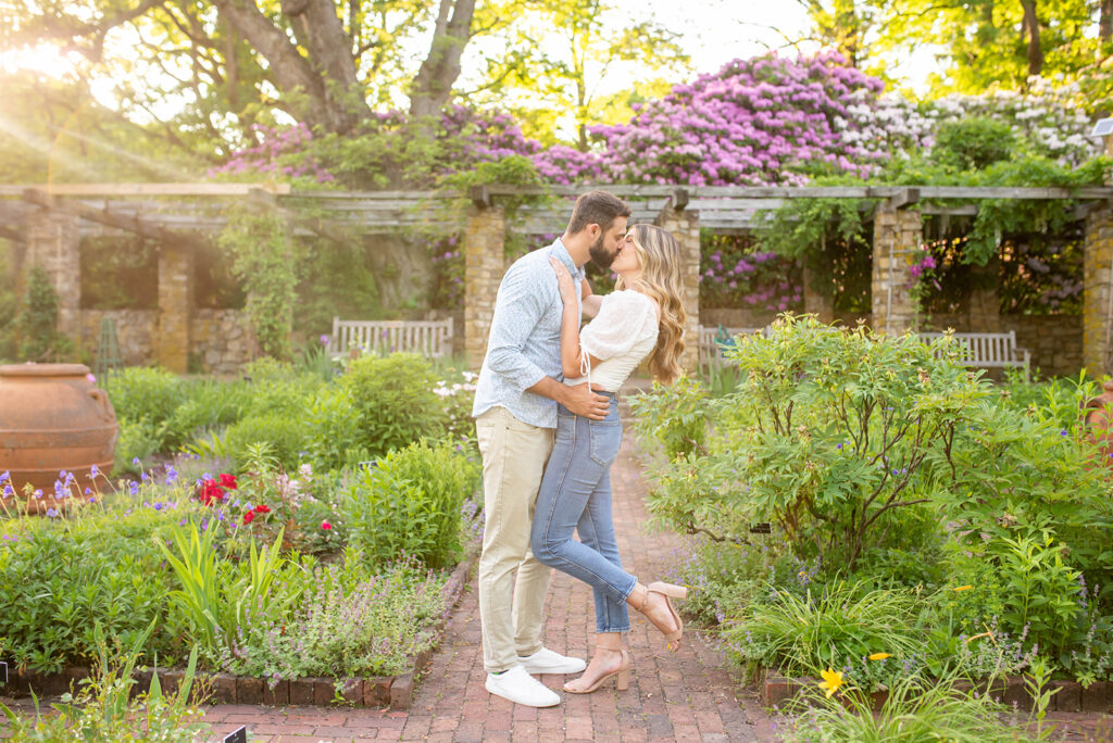 Cross Estate Gardens Engagement Photos