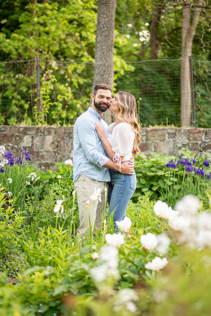 Cross Estate Gardens Engagement Photos