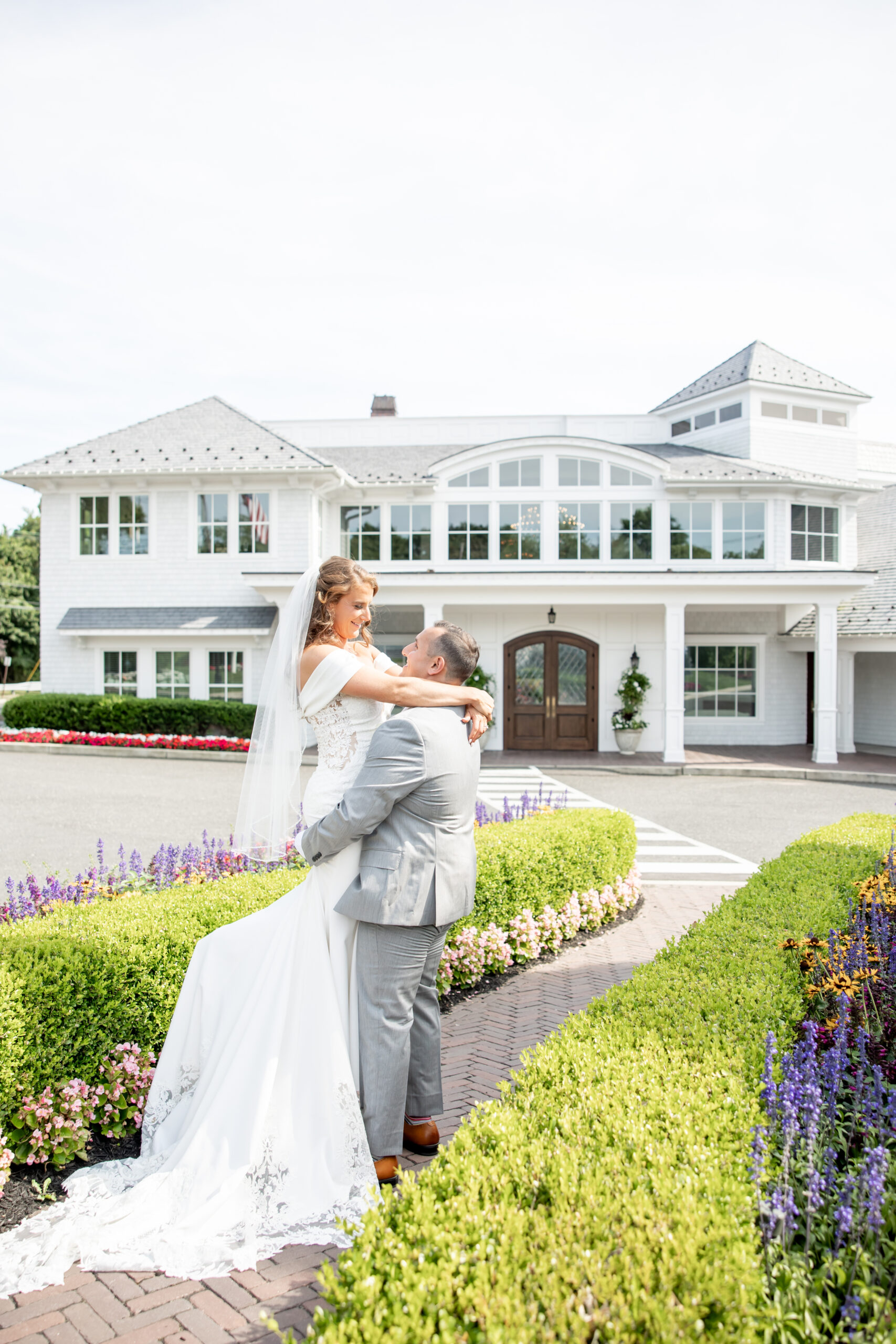 Mill Lakeside Manor Wedding