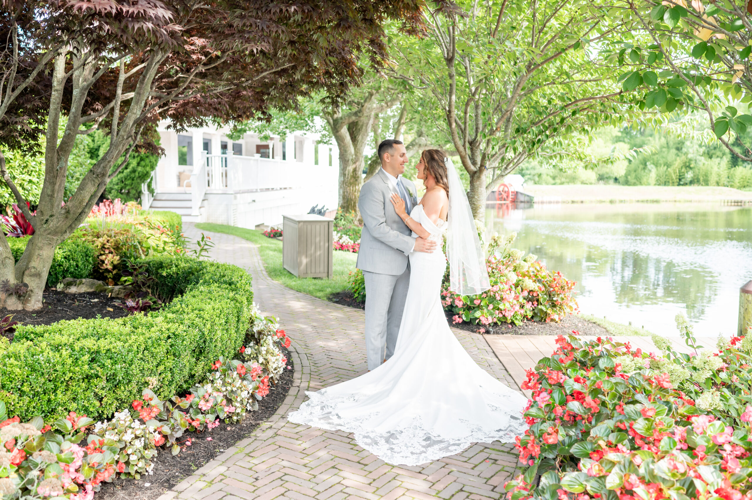 Mill Lakeside Manor Wedding