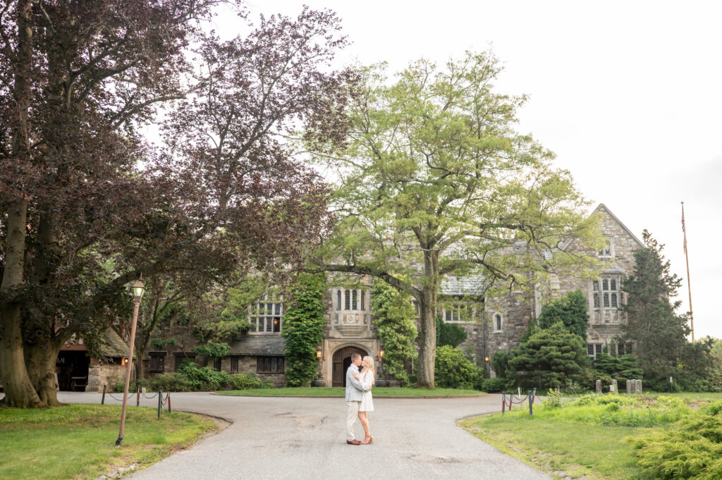 Skylands Manor Engagement Session