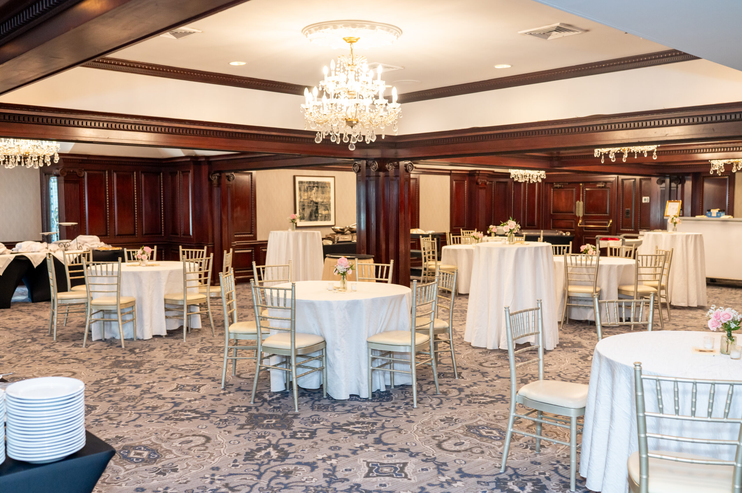 Madison Hotel Garden Wedding