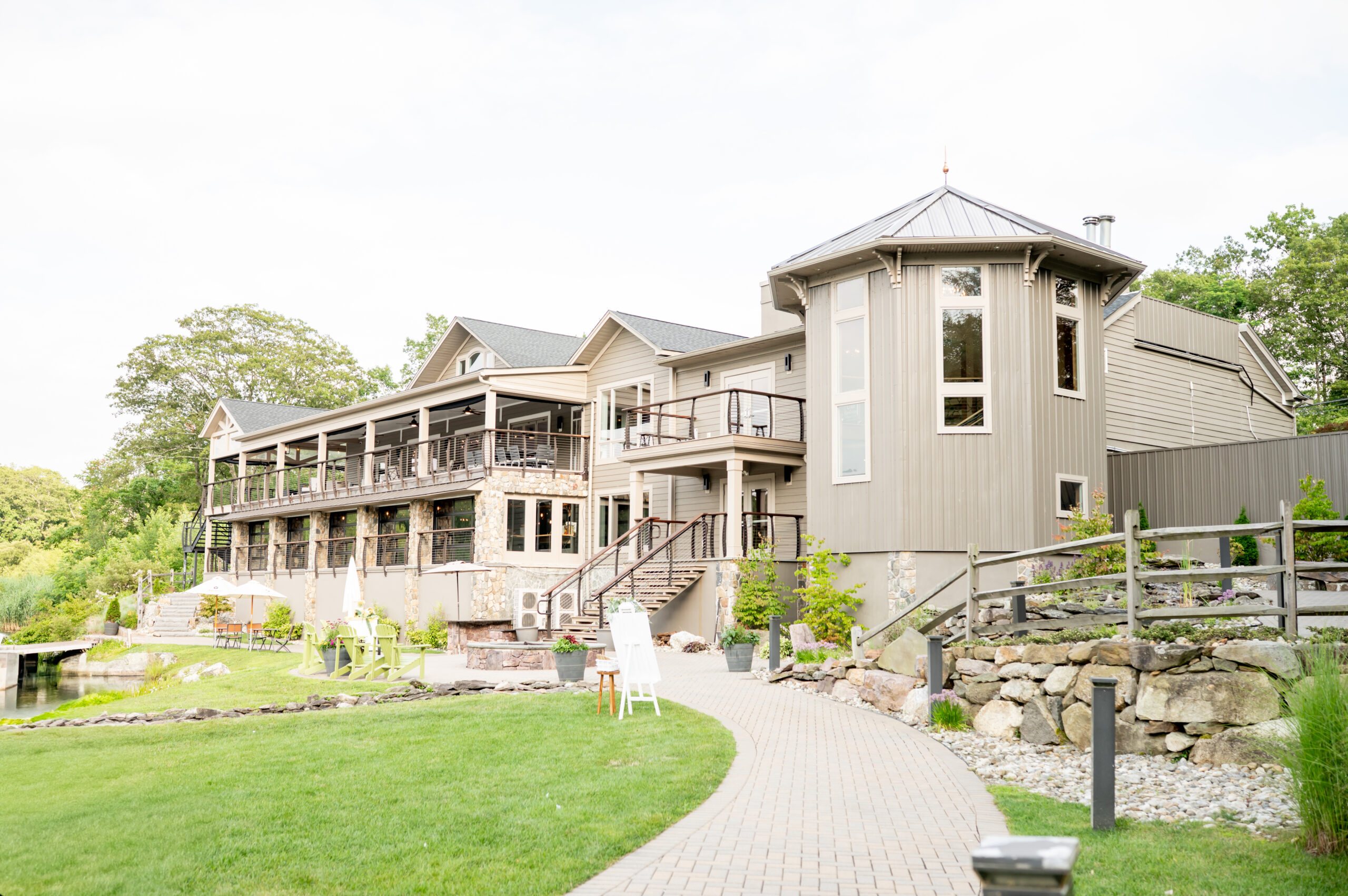 Rock Island Summer Wedding