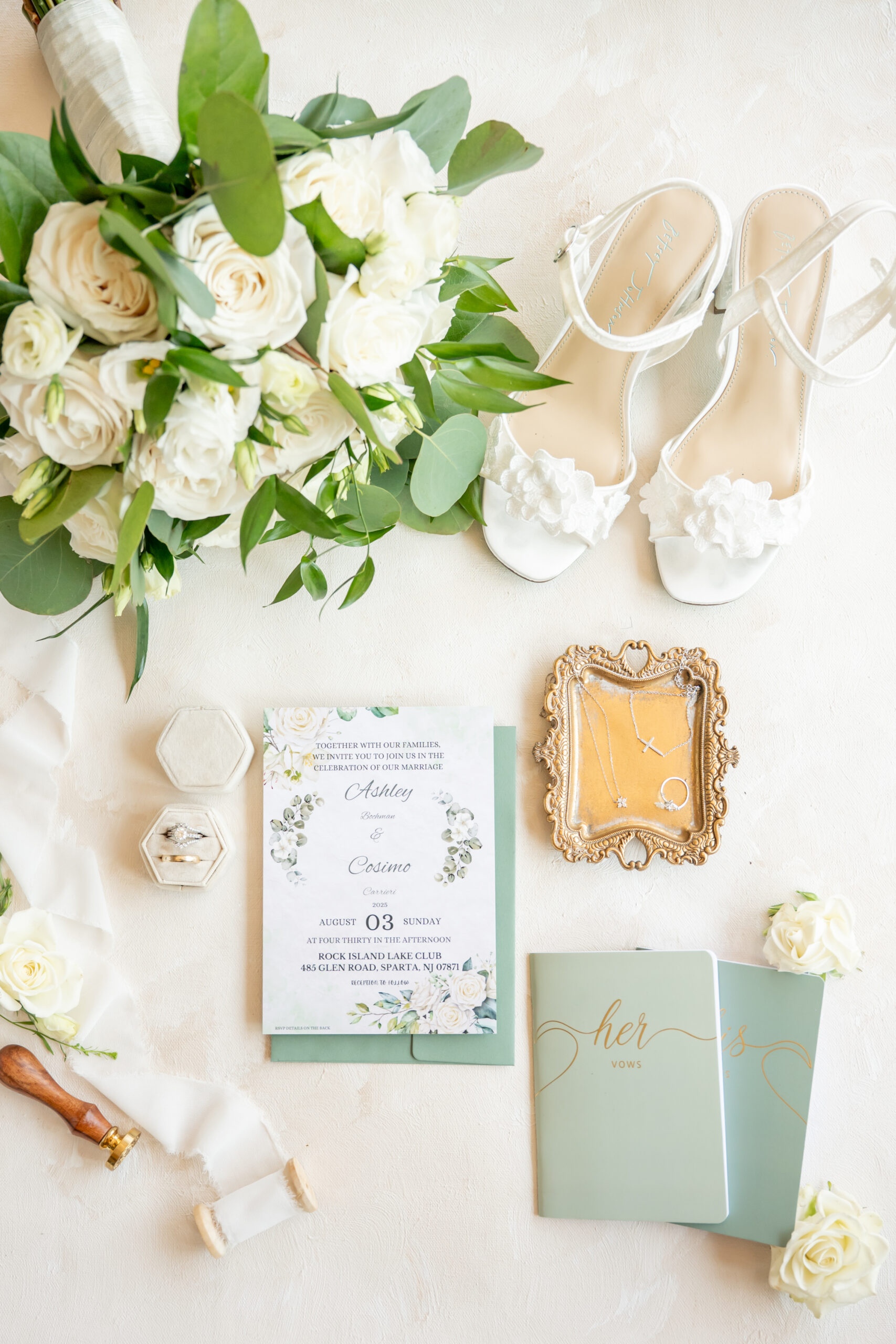 Rock Island Romantic Wedding