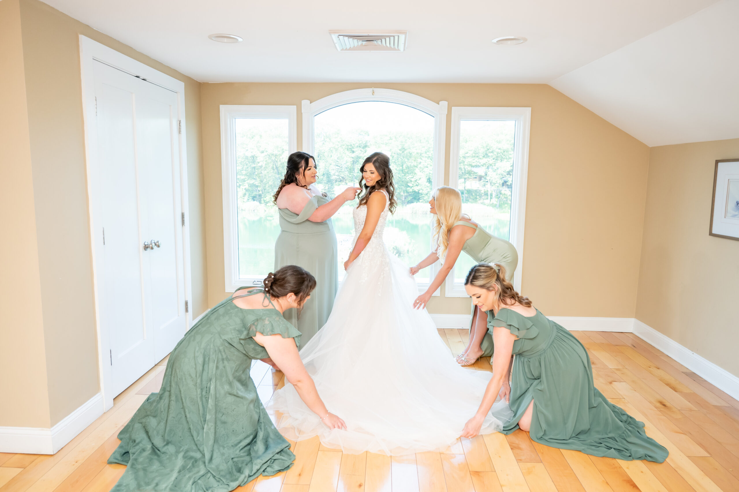 Rock Island Romantic Wedding