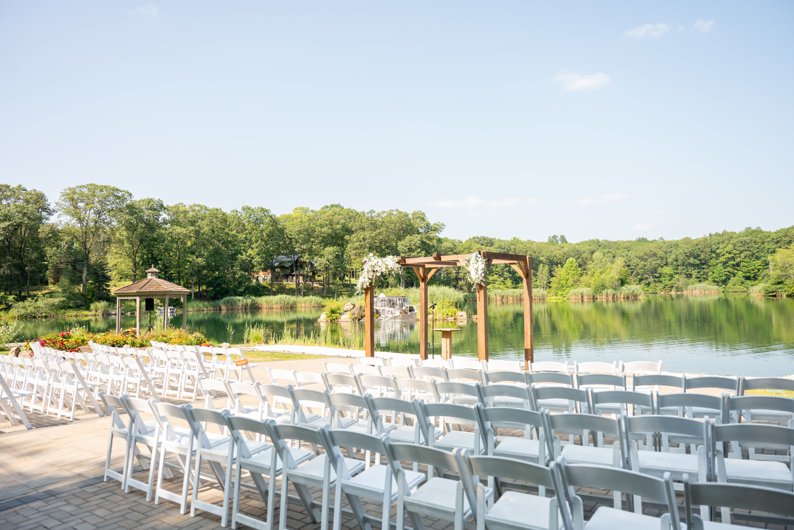 Rock Island Romantic Wedding