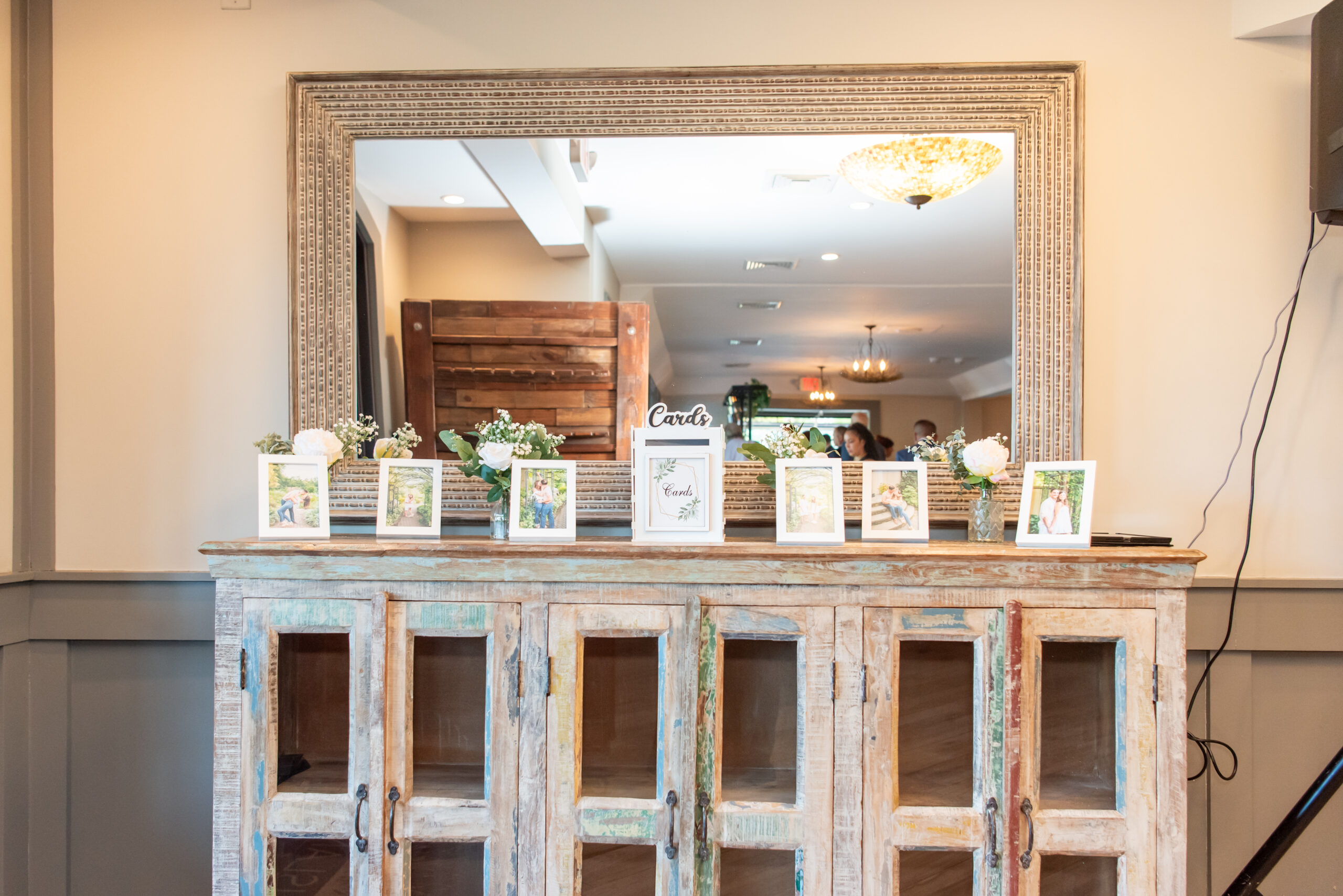 Rock Island Romantic Wedding