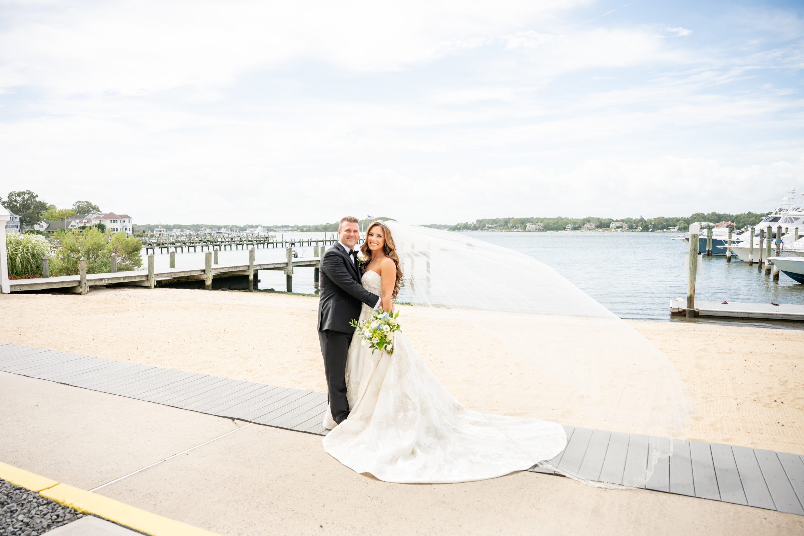 Clarks Landing Yacht Club