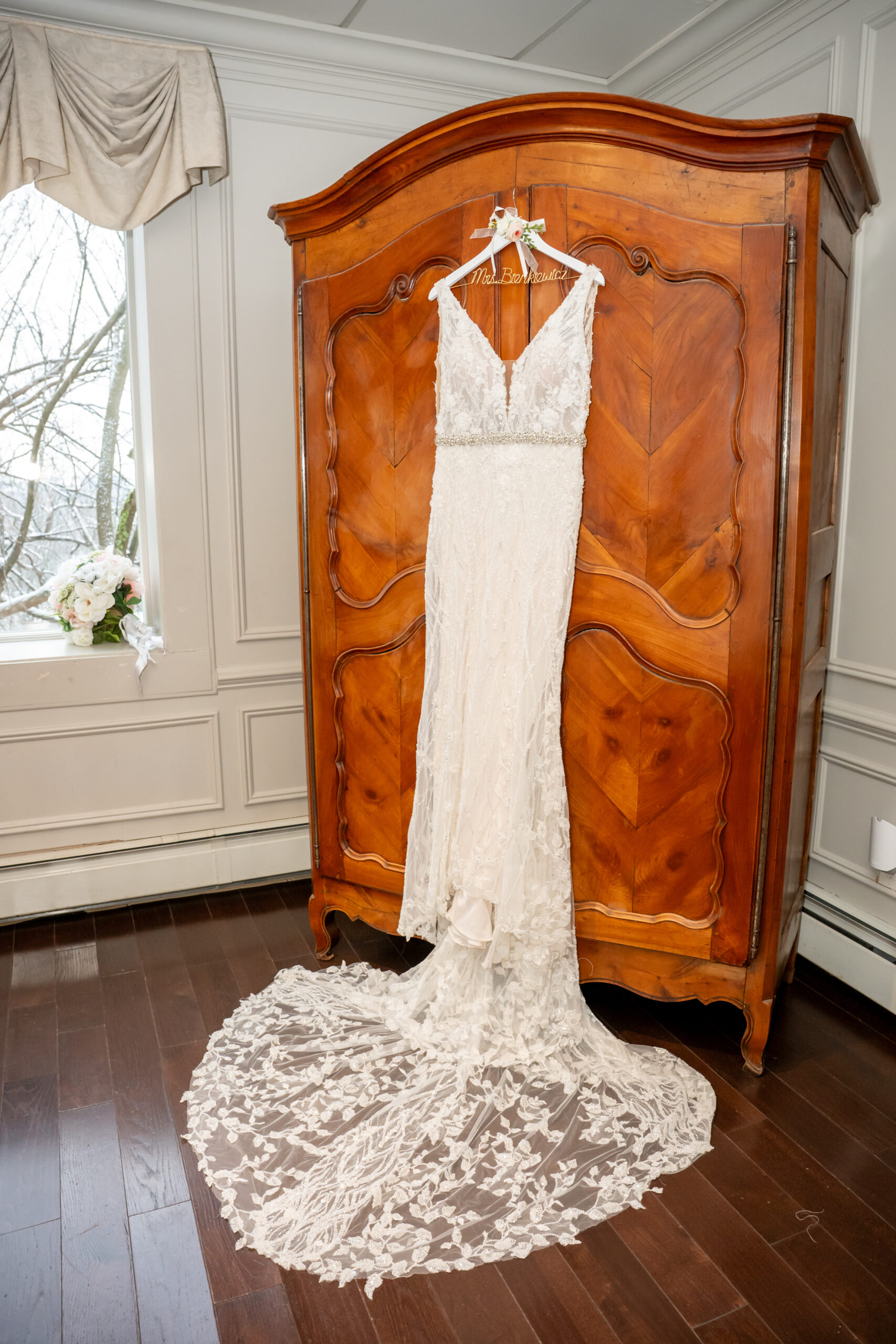 Elegant Valley Regency Wedding