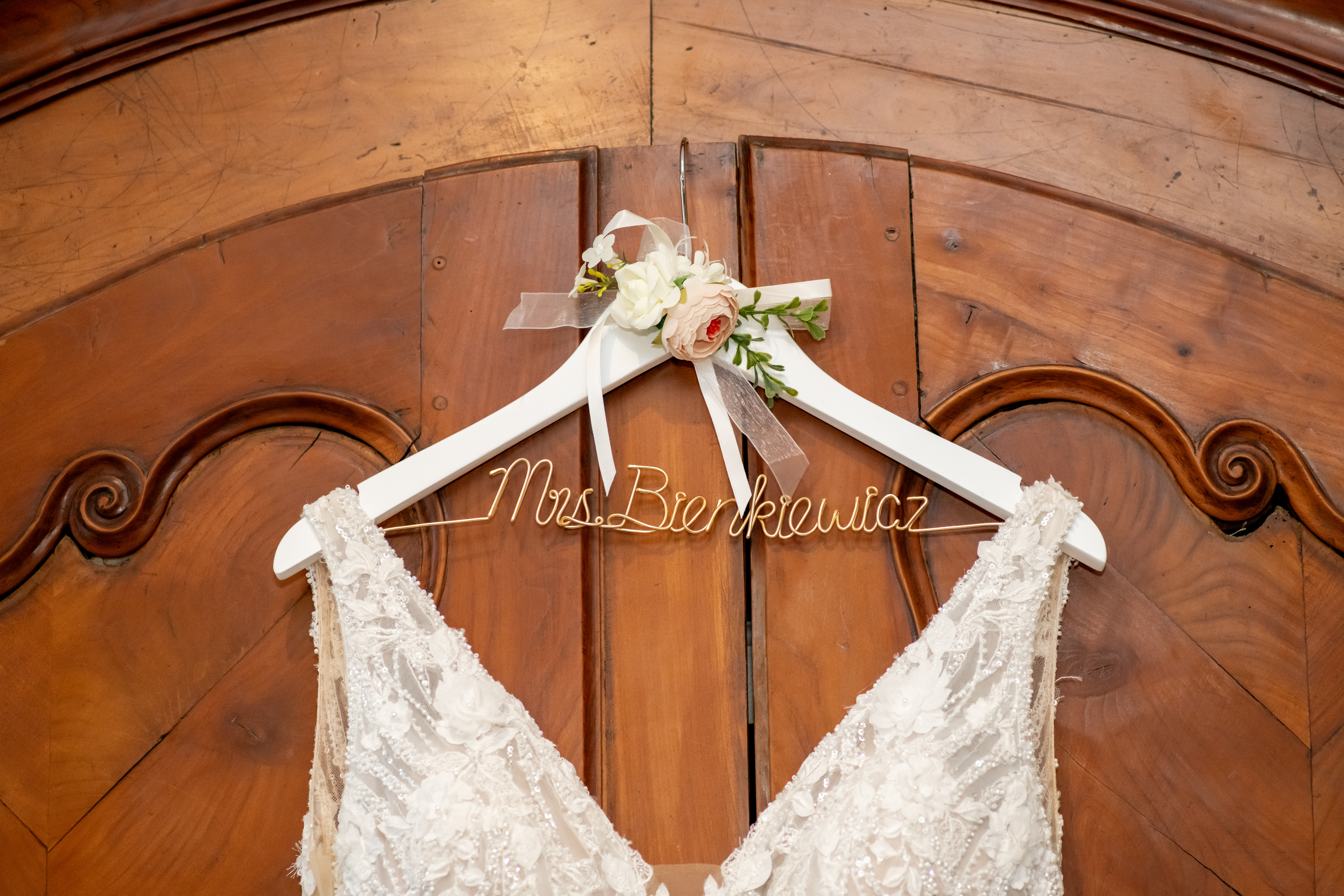 Elegant Valley Regency Wedding