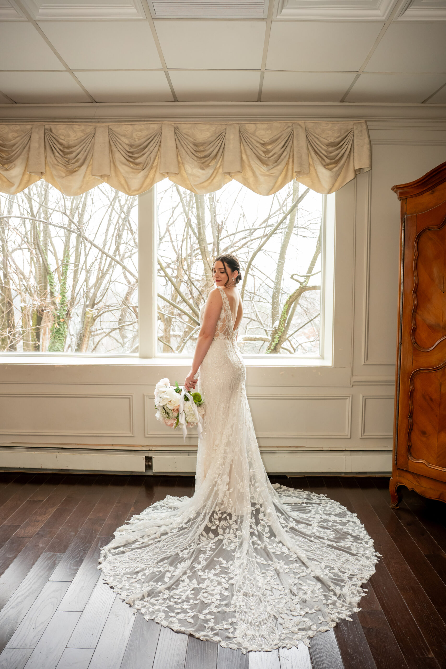 Elegant Valley Regency Wedding