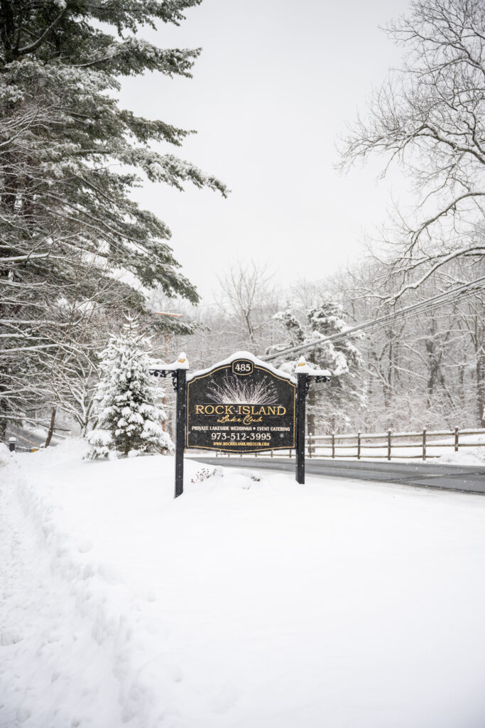Winter Rock Island Wedding
