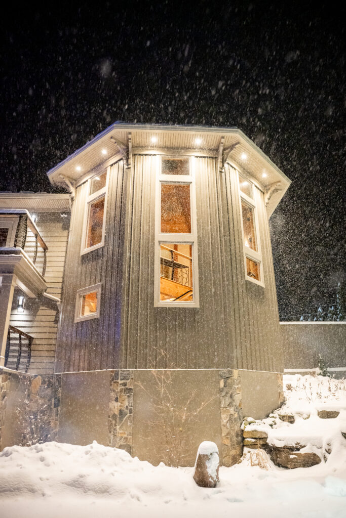 Winter Rock Island Wedding