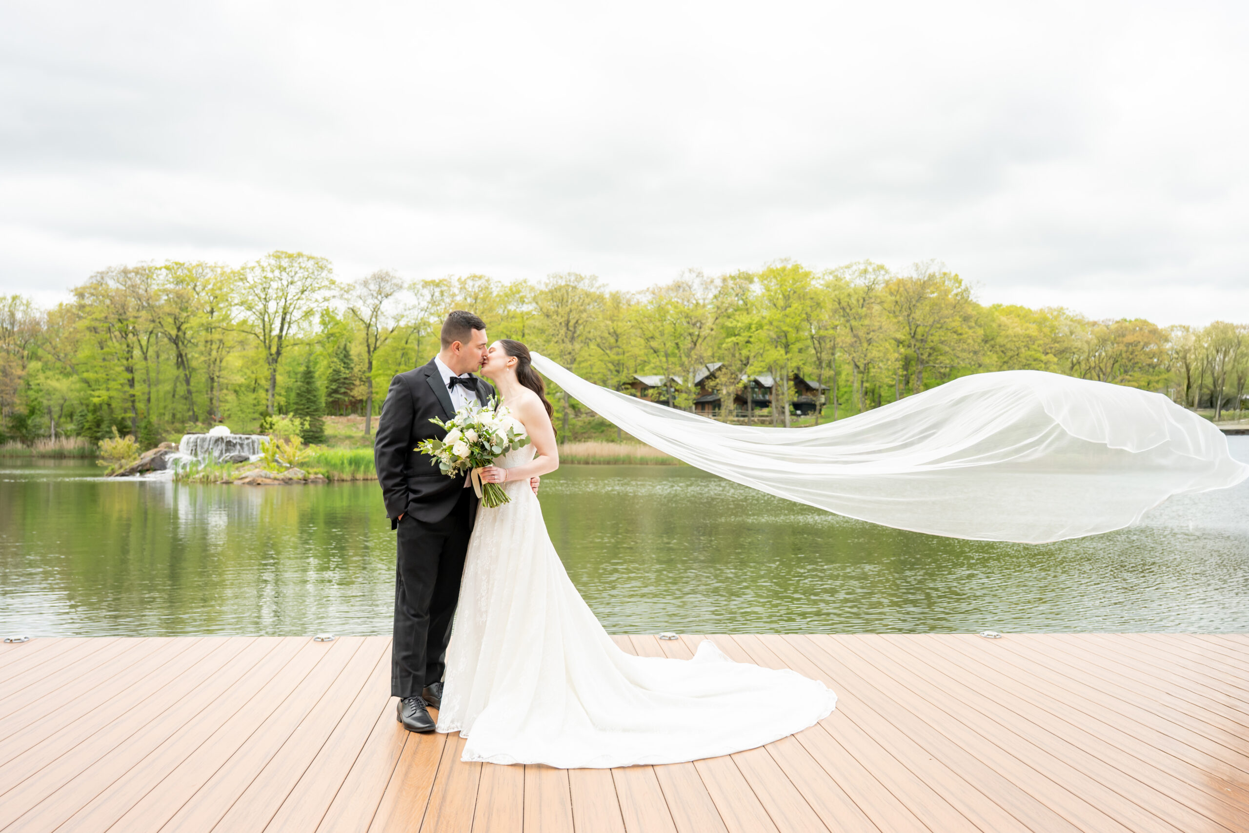Rock Island Lake Club Wedding