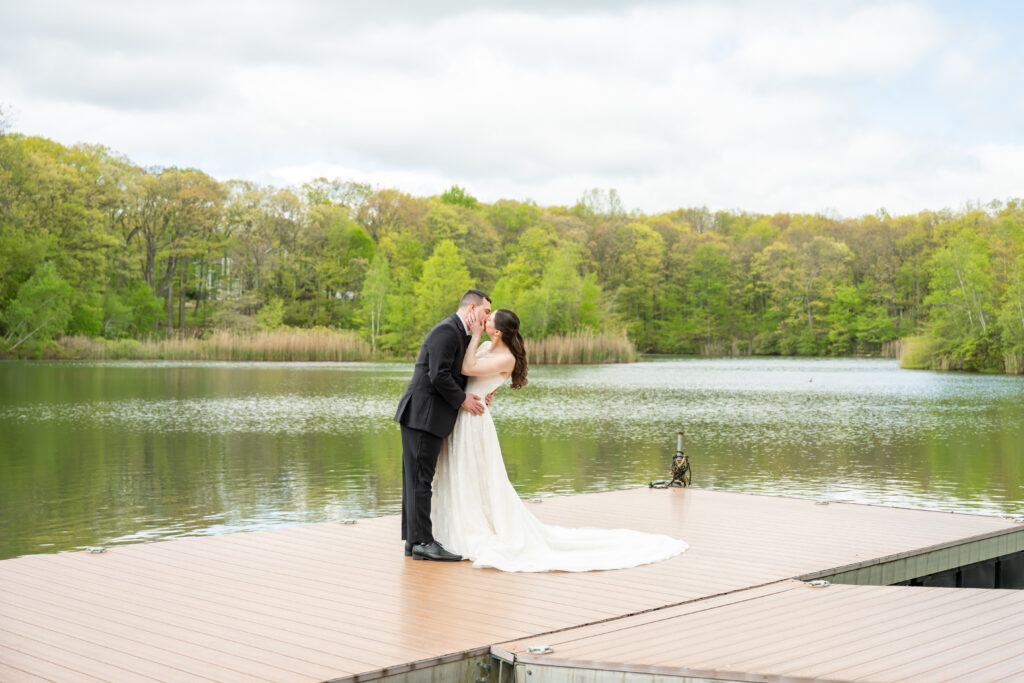Rock Island Lake Club Wedding